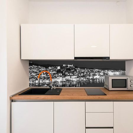 Studio Apartman Max Center Of The Old Town Free Parking Beautiful View ชิเบนิก ภายนอก รูปภาพ